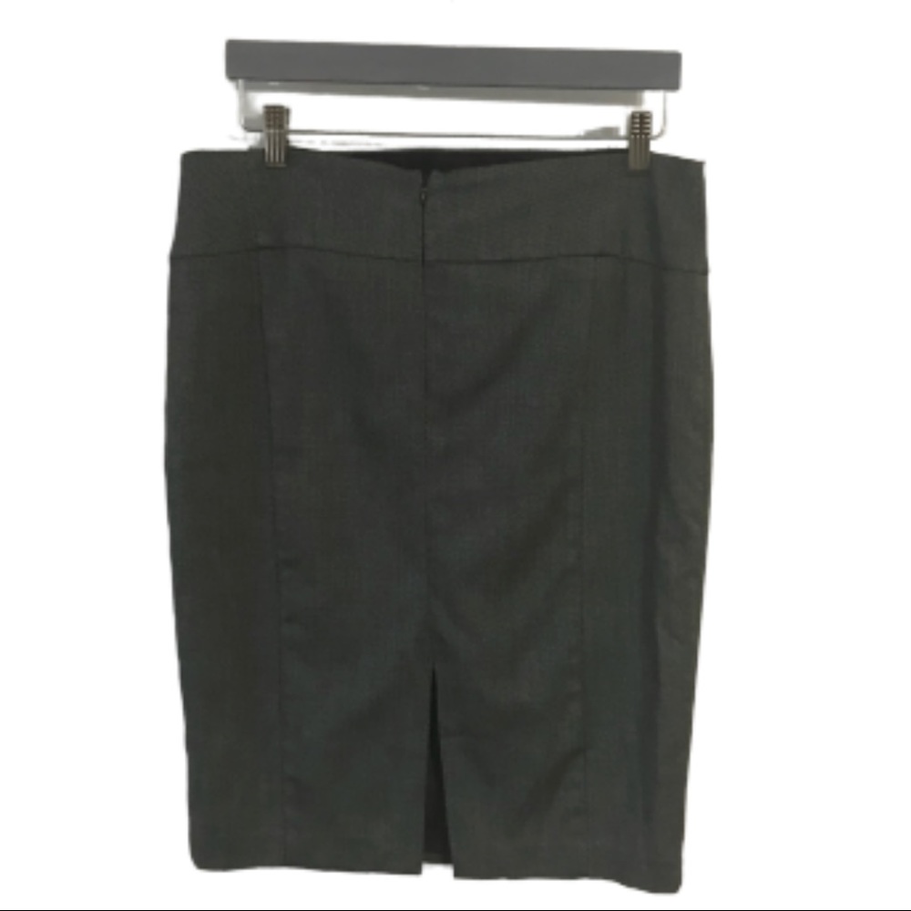 Covington Essentials Skirt - Size 6